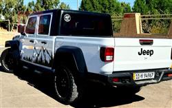 جيب جلاديتور